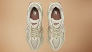 A peek inside the sneakers  (Image via Finish Line)